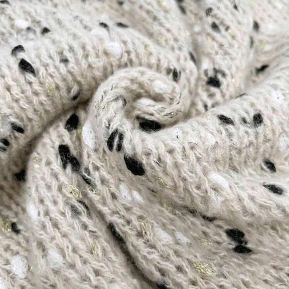 New size Xl brand new sweater. Super warm.Winter ready. NWOT - Picture 4 of 9